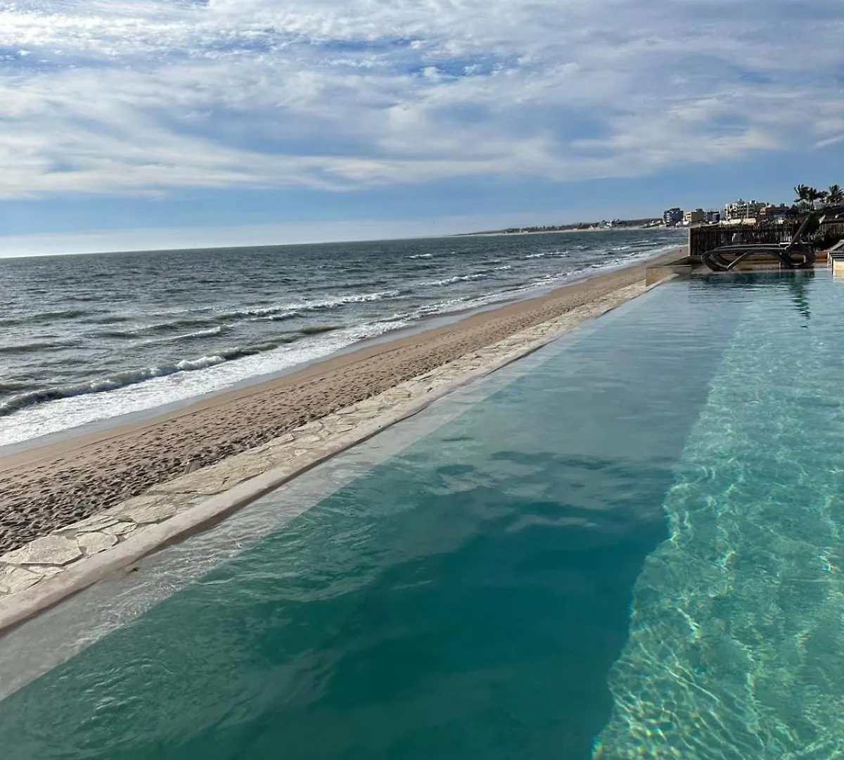 New Beachfront Apartment! Mazatlán 0*,